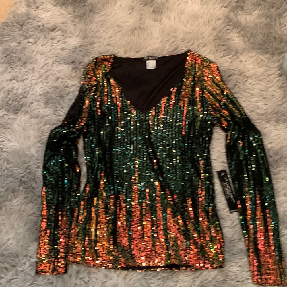 Peep sleeve sequined top.
